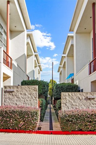 4022 Travis Street C, Dallas, TX 75204