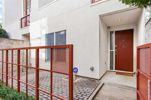 4022 Travis Street C, Dallas, TX 75204