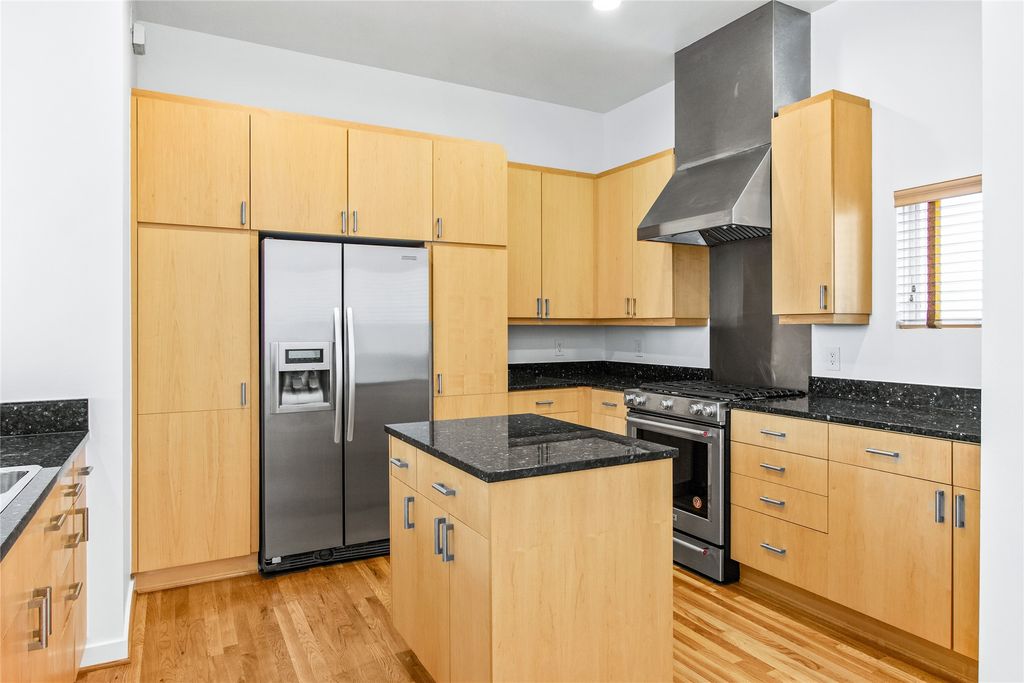 4022 Travis Street C, Dallas, TX 75204