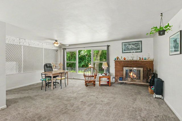6025 Zimmer Road, Haslett, MI 48840