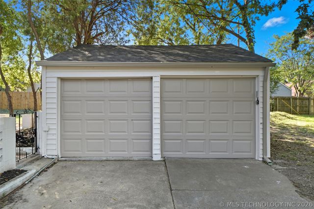 1314 S College Avenue, Tulsa, OK 74104