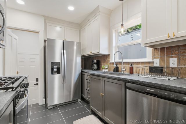 1314 S College Avenue, Tulsa, OK 74104