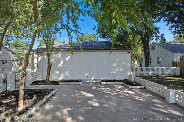 1314 S College Avenue, Tulsa, OK 74104