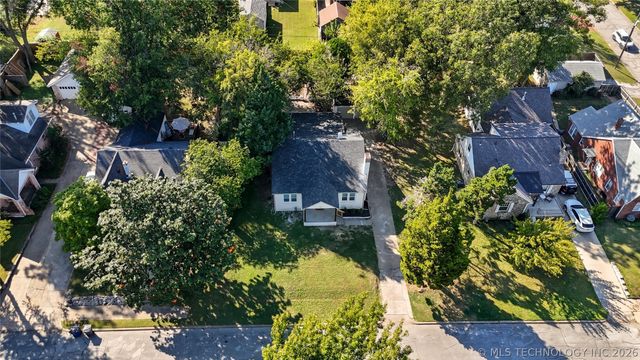 1314 S College Avenue, Tulsa, OK 74104