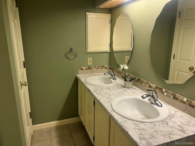 4044 S Carson Street F, Aurora, CO 80014