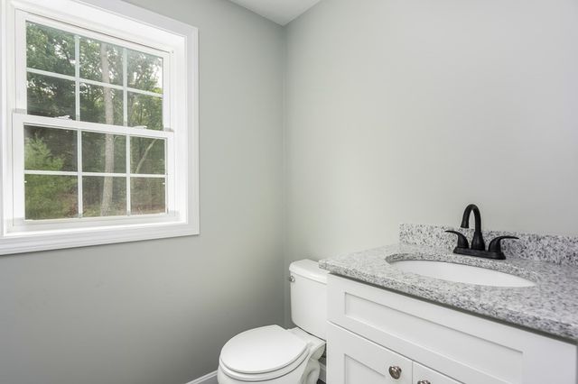 49 Bumble Bee Dr, Plymouth, MA 02360