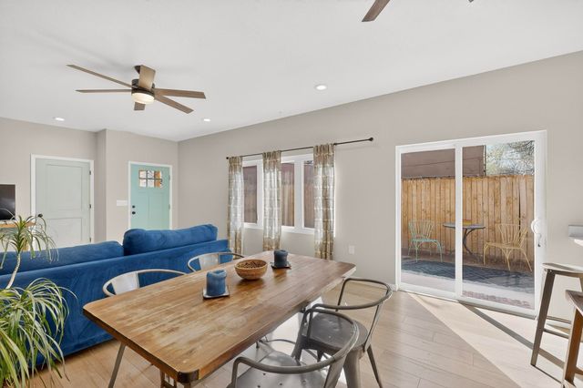 433 Pacific Avenue SW, Albuquerque, NM 87102