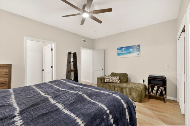 433 Pacific Avenue SW, Albuquerque, NM 87102