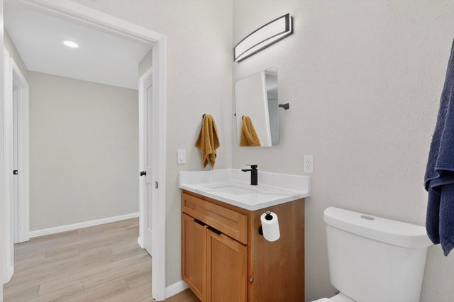 433 Pacific Avenue SW, Albuquerque, NM 87102