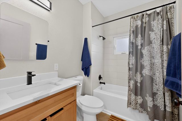 433 Pacific Avenue SW, Albuquerque, NM 87102