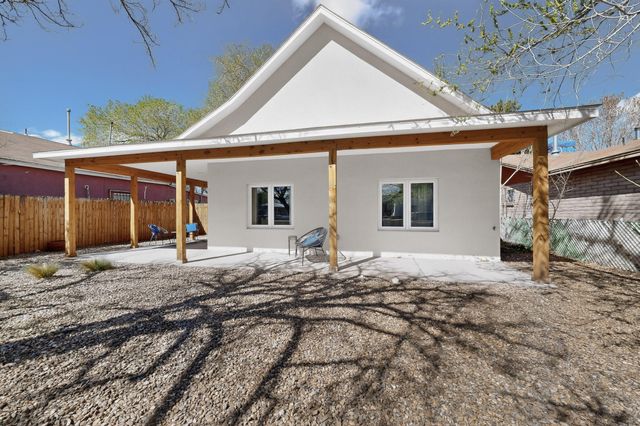 433 Pacific Avenue SW, Albuquerque, NM 87102