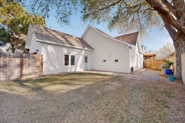 433 Pacific Avenue SW, Albuquerque, NM 87102