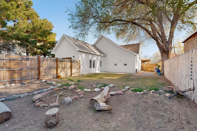 433 Pacific Avenue SW, Albuquerque, NM 87102