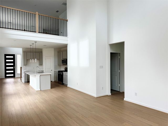 9106 Burleigh Landing Lane, Cypress, TX 77433