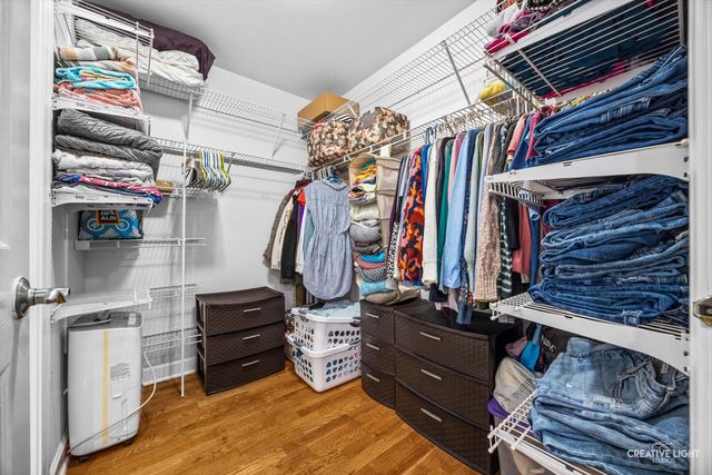 820 N Lakeside Drive 1C, Vernon Hills, IL 60061