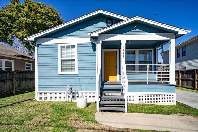 1737 Airline Drive, Houston, TX 77009