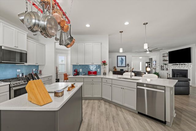 385 Station Pkwy, Bluffton, SC 29910