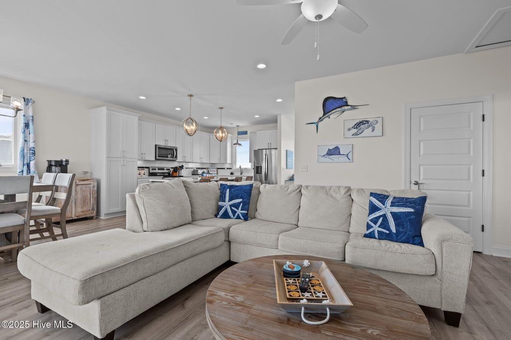 Image 44 of property listing at 1905 Emerald Drive, Emerald Isle, NC 28594