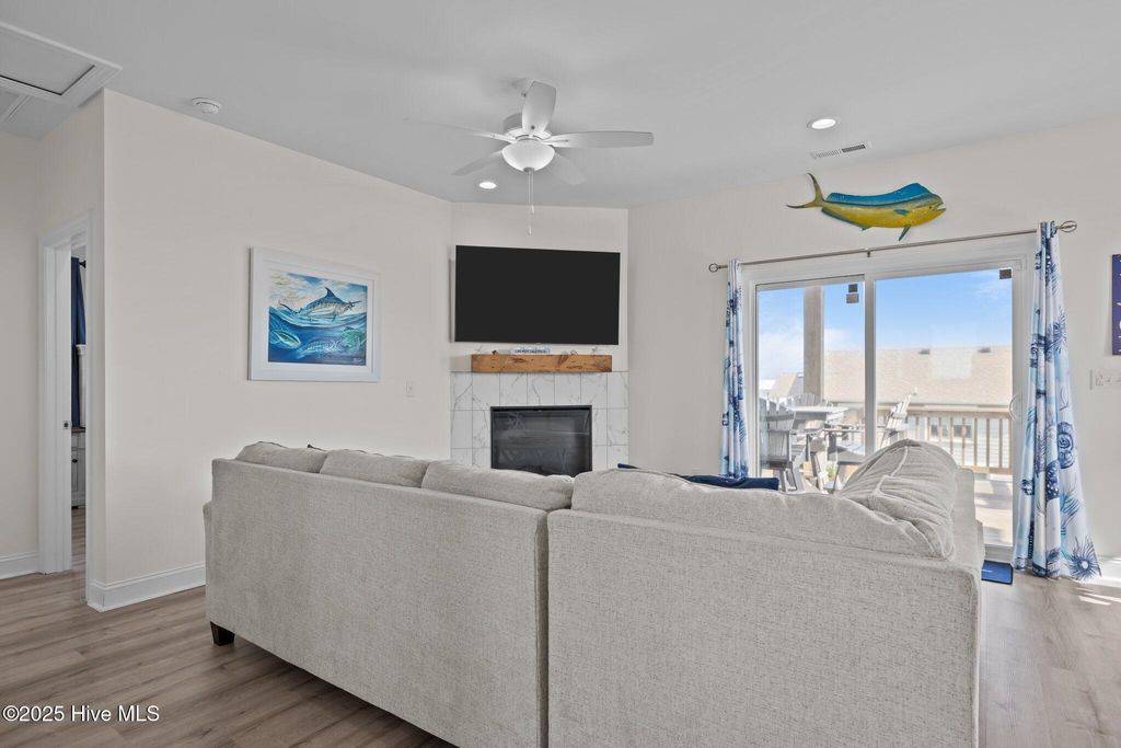 Image 45 of property listing at 1905 Emerald Drive, Emerald Isle, NC 28594