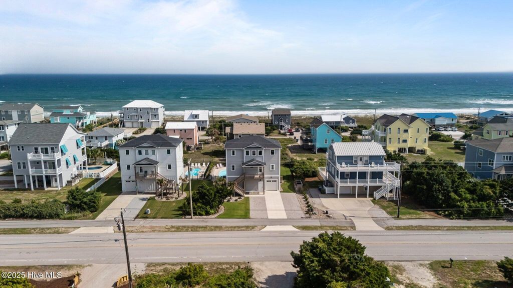 Image 54 of property listing at 1905 Emerald Drive, Emerald Isle, NC 28594