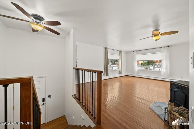 13761 Venus Way, Anchorage, AK 99515