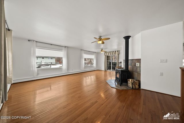 13761 Venus Way, Anchorage, AK 99515