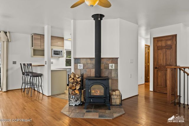 13761 Venus Way, Anchorage, AK 99515