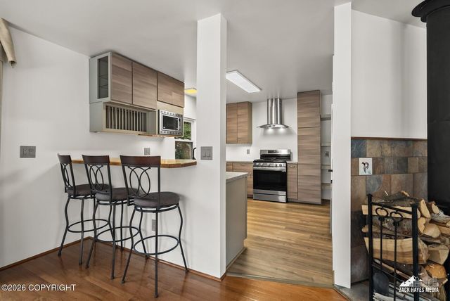 13761 Venus Way, Anchorage, AK 99515