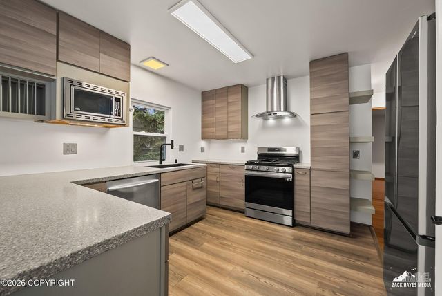 13761 Venus Way, Anchorage, AK 99515