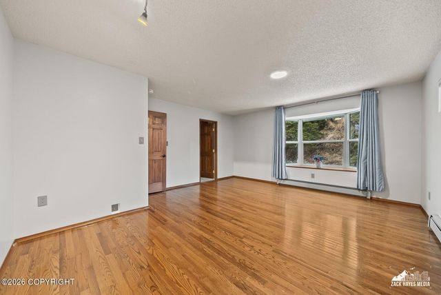 13761 Venus Way, Anchorage, AK 99515