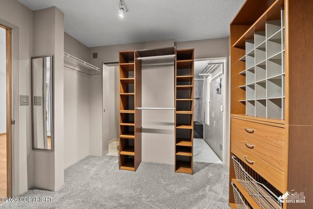 13761 Venus Way, Anchorage, AK 99515