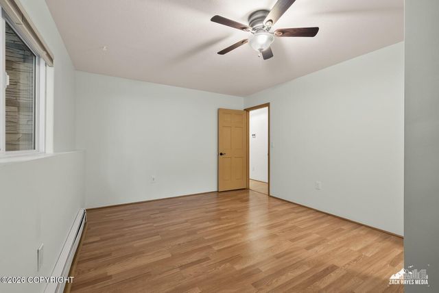 13761 Venus Way, Anchorage, AK 99515