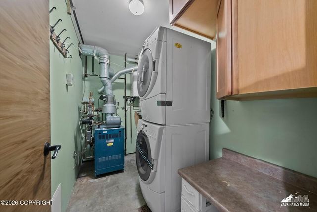 13761 Venus Way, Anchorage, AK 99515