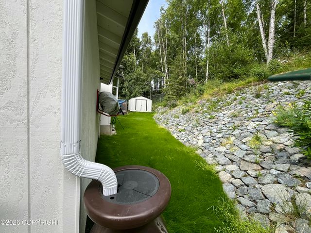 13761 Venus Way, Anchorage, AK 99515