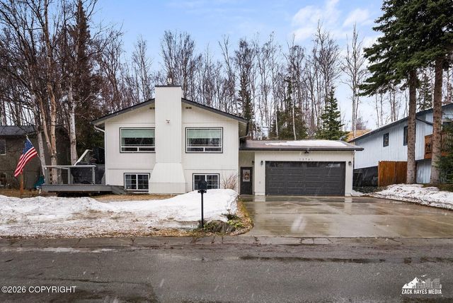 13761 Venus Way, Anchorage, AK 99515