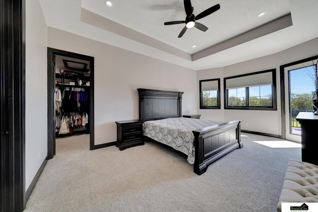 17380 S 77 Point, Hickman, NE 68372