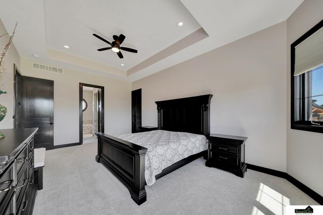 17380 S 77 Point, Hickman, NE 68372