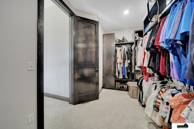 17380 S 77 Point, Hickman, NE 68372