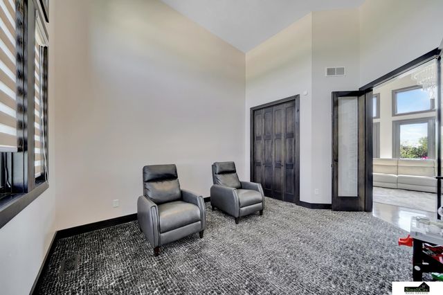 17380 S 77 Point, Hickman, NE 68372