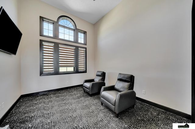 17380 S 77 Point, Hickman, NE 68372