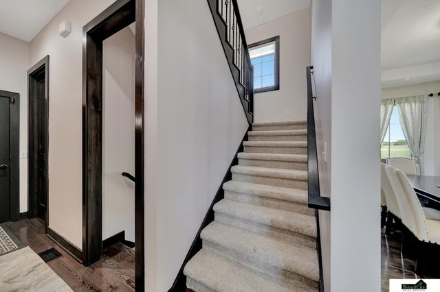 17380 S 77 Point, Hickman, NE 68372