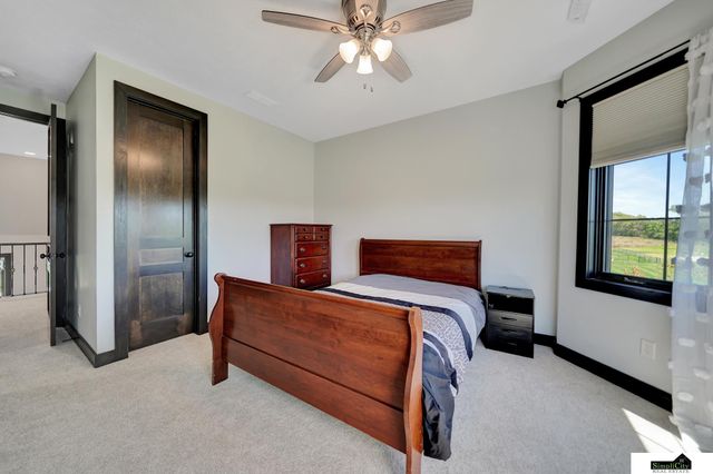 17380 S 77 Point, Hickman, NE 68372