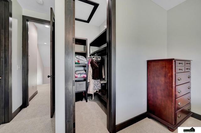 17380 S 77 Point, Hickman, NE 68372