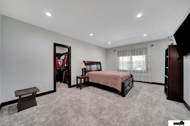 17380 S 77 Point, Hickman, NE 68372