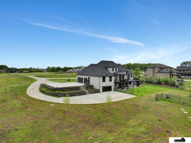 17380 S 77 Point, Hickman, NE 68372