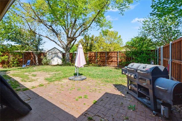 3128 Fairgate Drive, Carrollton, TX 75007