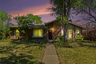 3128 Fairgate Drive, Carrollton, TX 75007
