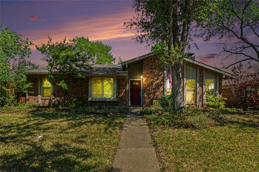 3128 Fairgate Drive, Carrollton, TX 75007