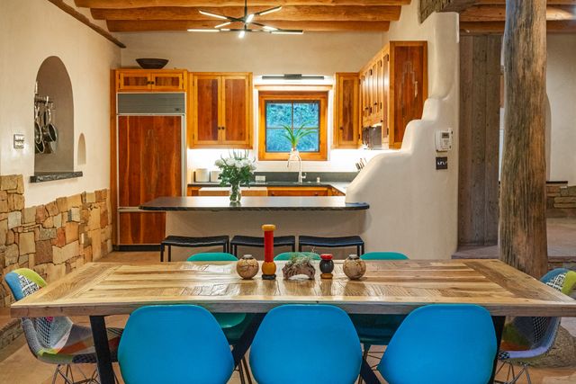 1330 Bishops Lodge Road, Santa Fe, NM 87506