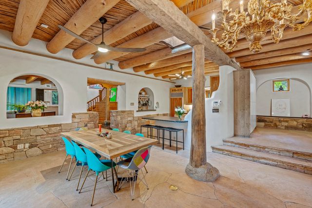 1330 Bishops Lodge Road, Santa Fe, NM 87506